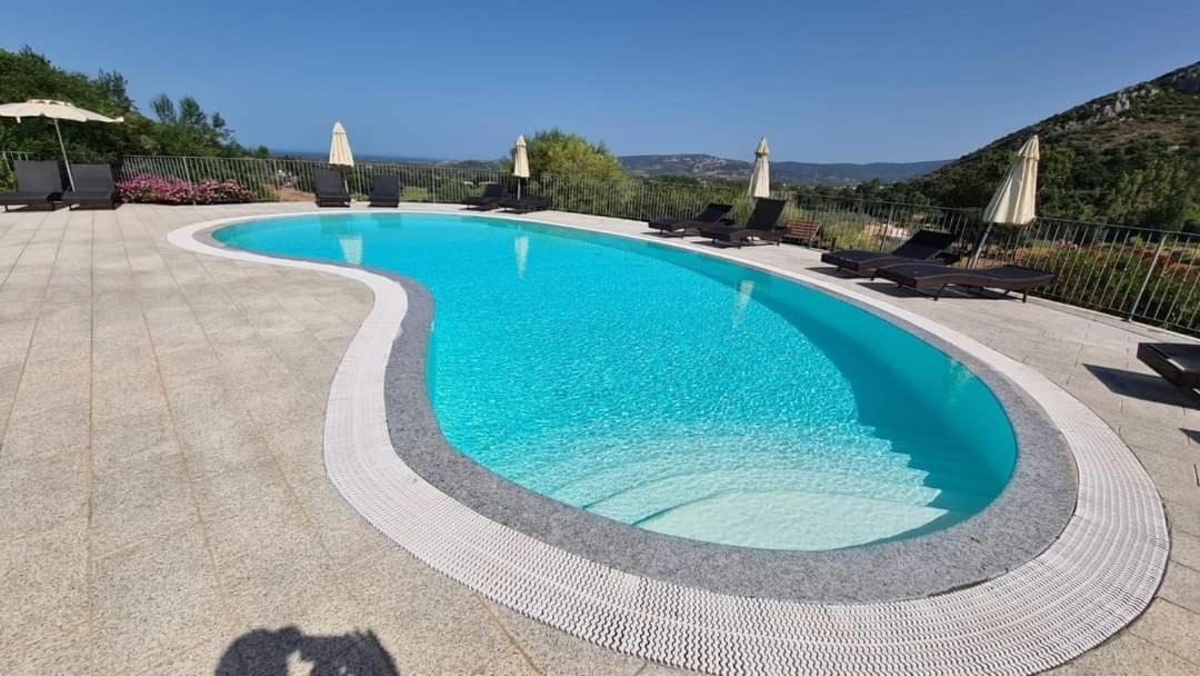 Case Vacanze Nioleo - Apartments And Pool Siniscola Luaran gambar