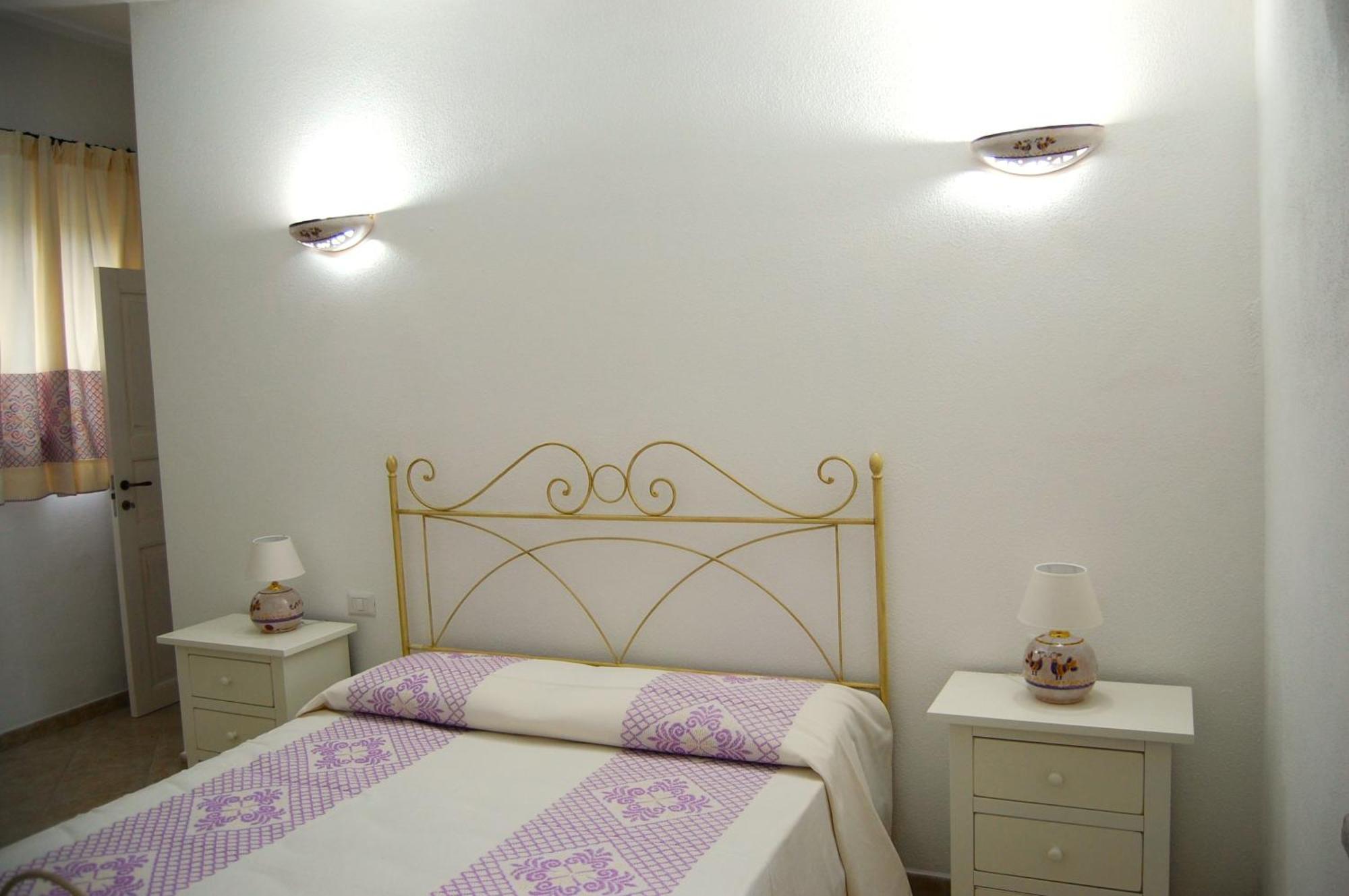 Case Vacanze Nioleo - Apartments And Pool Siniscola Luaran gambar