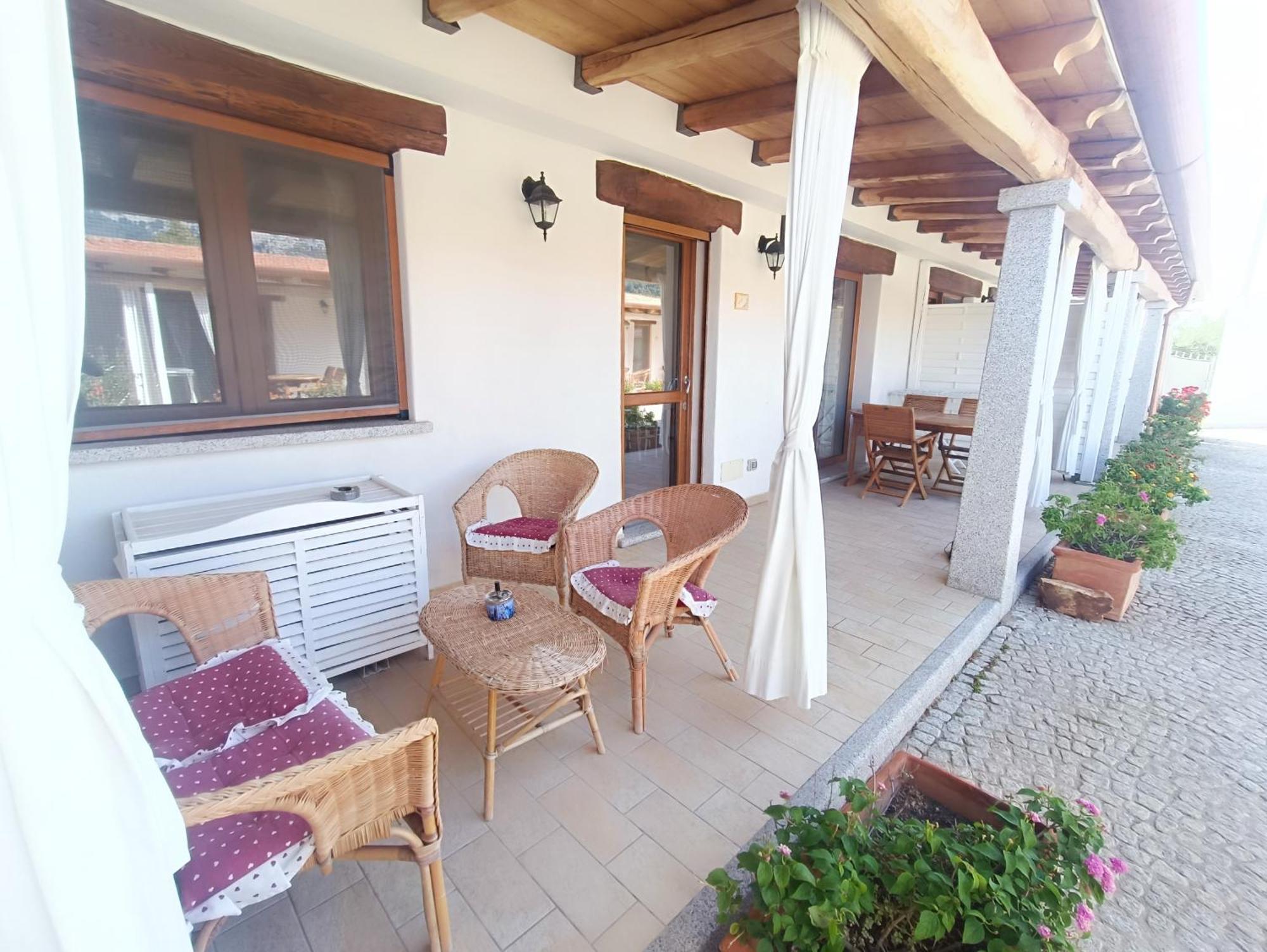 Case Vacanze Nioleo - Apartments And Pool Siniscola Luaran gambar