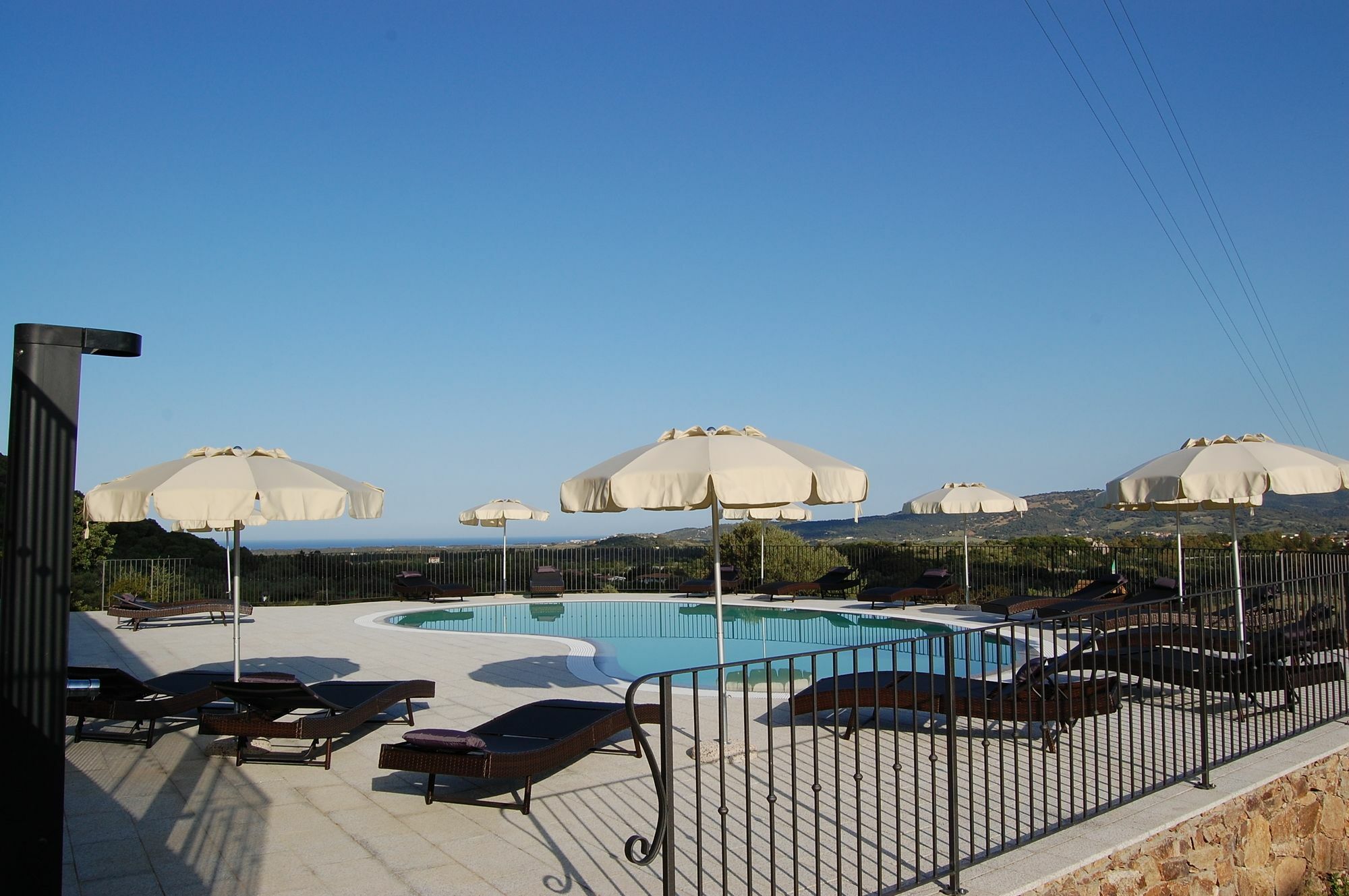 Case Vacanze Nioleo - Apartments And Pool Siniscola Luaran gambar